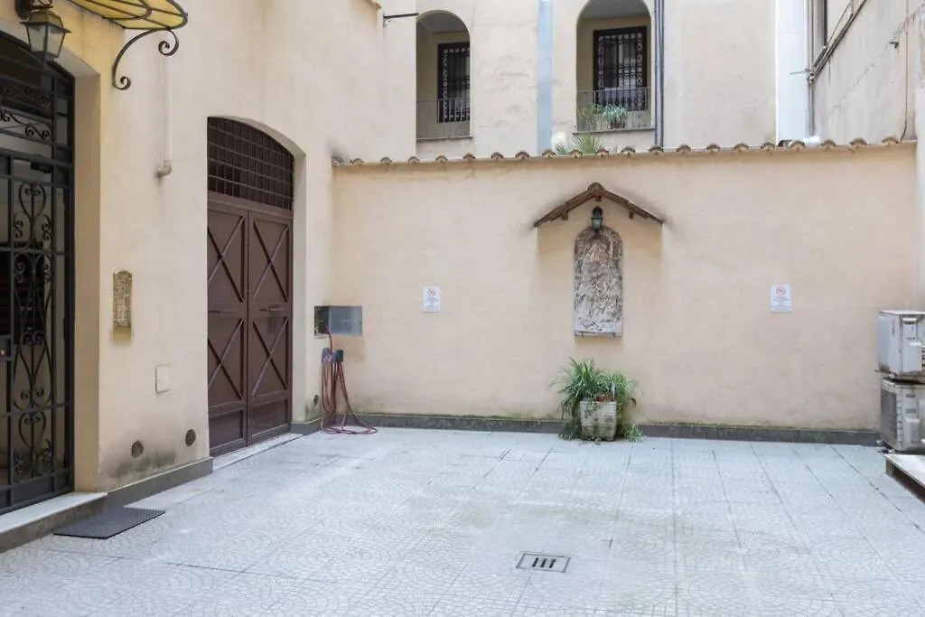 Restivhome, Bivani A Due Passi Dal Vaticano Рим Италия